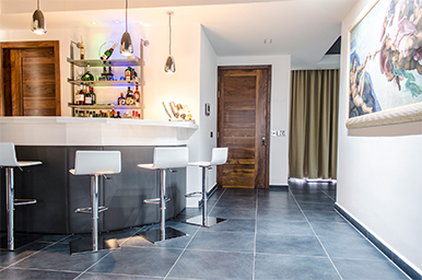 Malta Luxury Penthouse with bar for rent